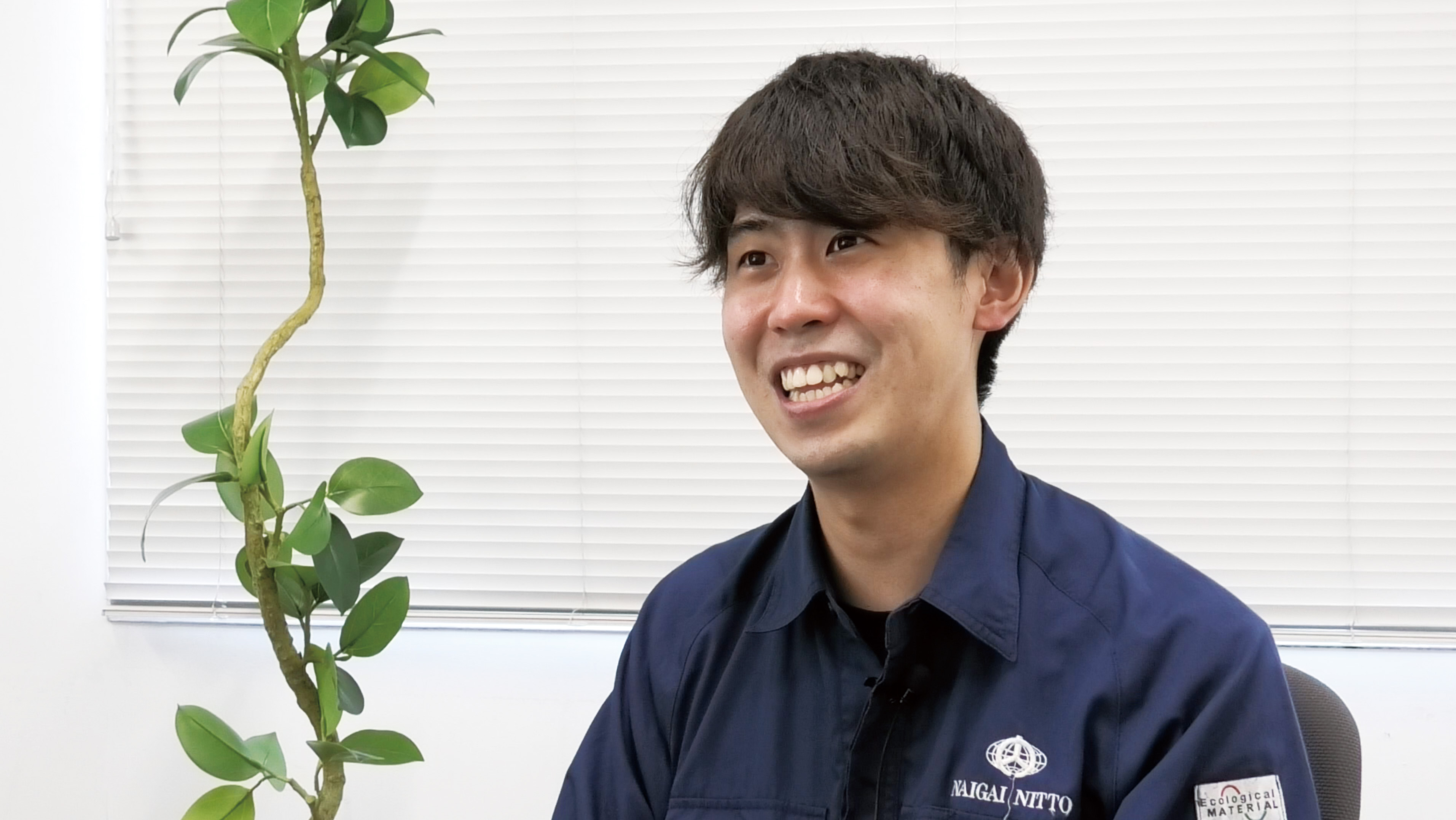 打合せスペースにて撮影